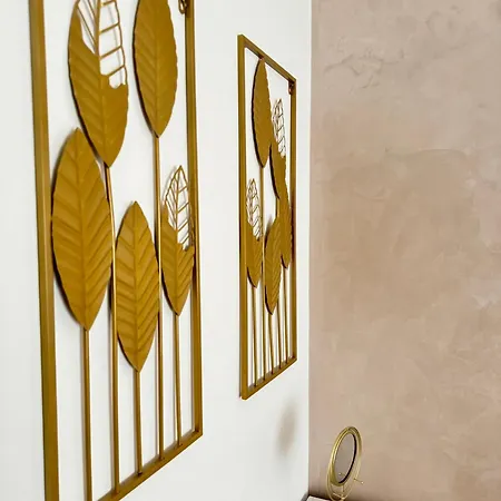 Maddalena Means Апартаменты